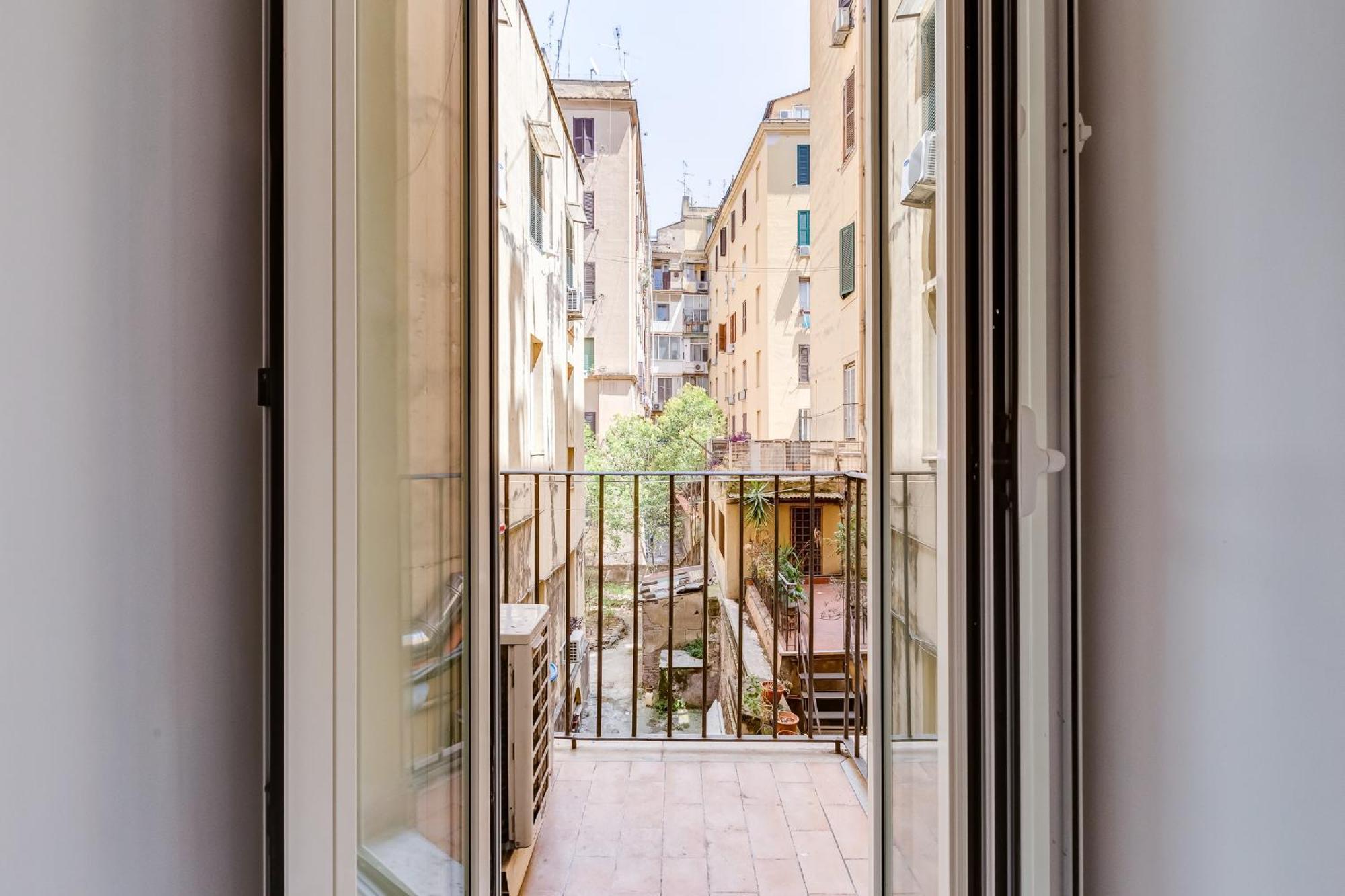 Bmga L Central Holiday House 2Bdr Near Vatican Rome Bagian luar foto