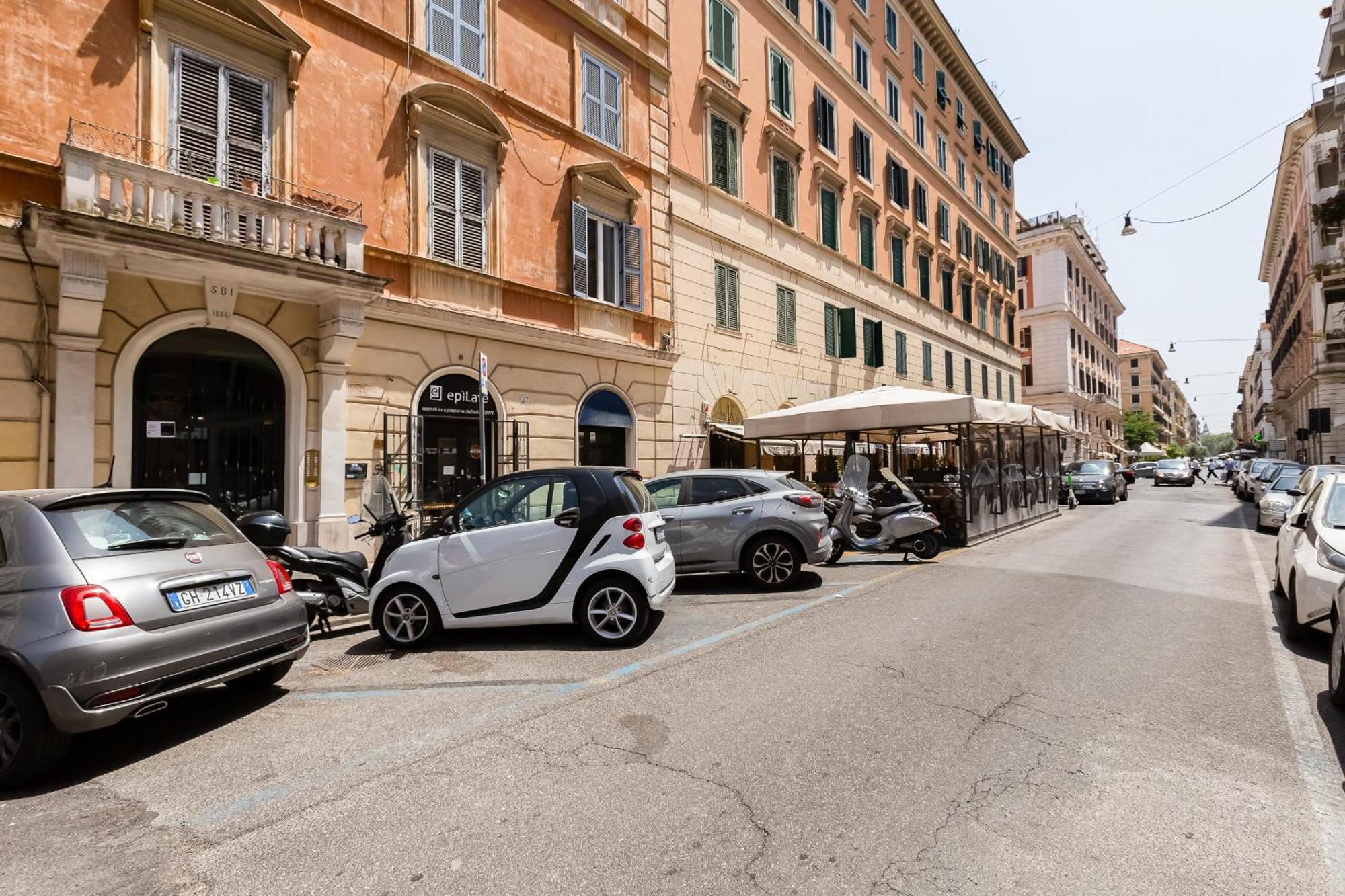Bmga L Central Holiday House 2Bdr Near Vatican Rome Bagian luar foto